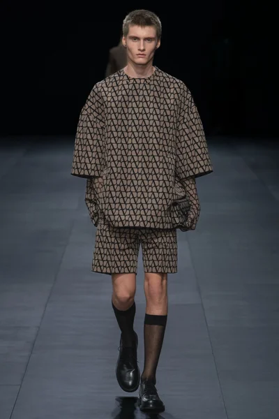Look 38